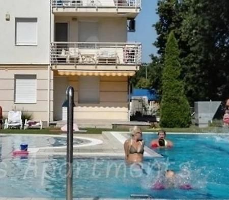 Aqua Wellness Apartments Hajdúszoboszló Esterno foto