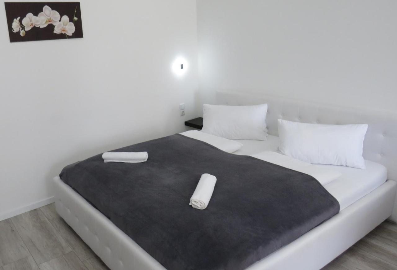 Aqua Wellness Apartments Hajdúszoboszló Esterno foto