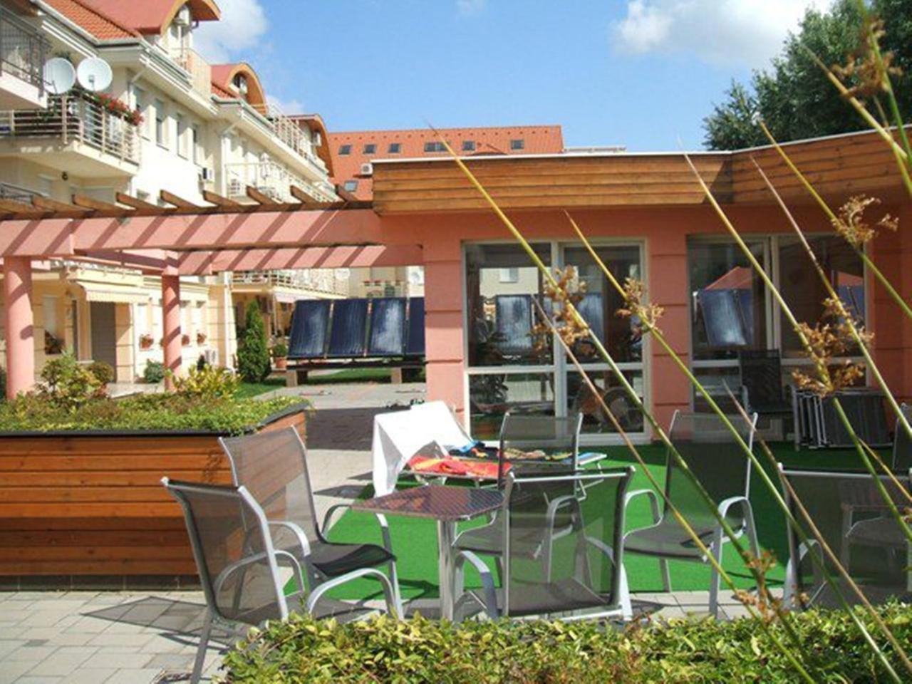 Aqua Wellness Apartments Hajdúszoboszló Esterno foto